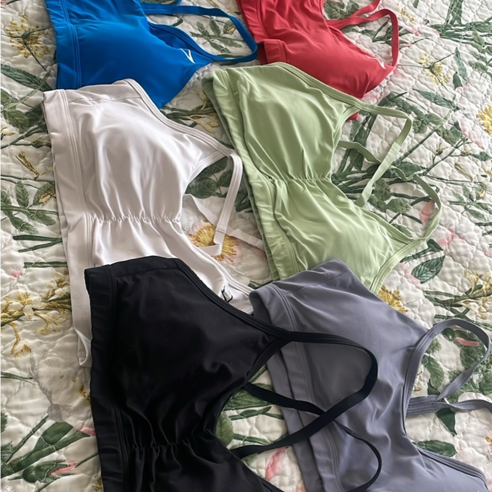 Gymshark Sports Bra Lot-6 large